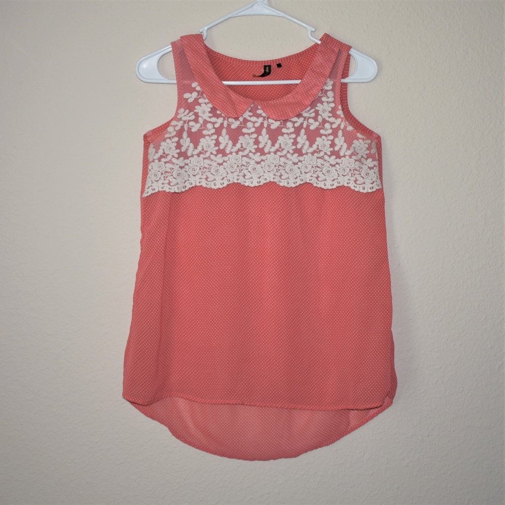 Peach sleeveless asymmetric top with lace